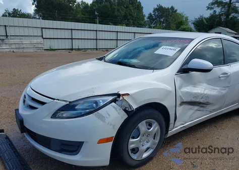 2013 Mazda Mazda6 I Sport z USA, uszkodzony, nr VIN 1YVHZ8BH4D5M11883